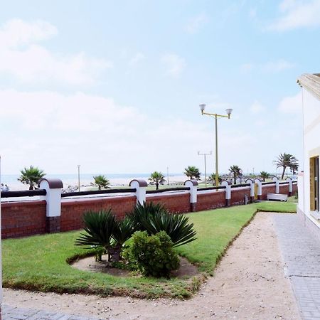 Nordstrand Self-Catering Flat 스바코프문트 외부 사진