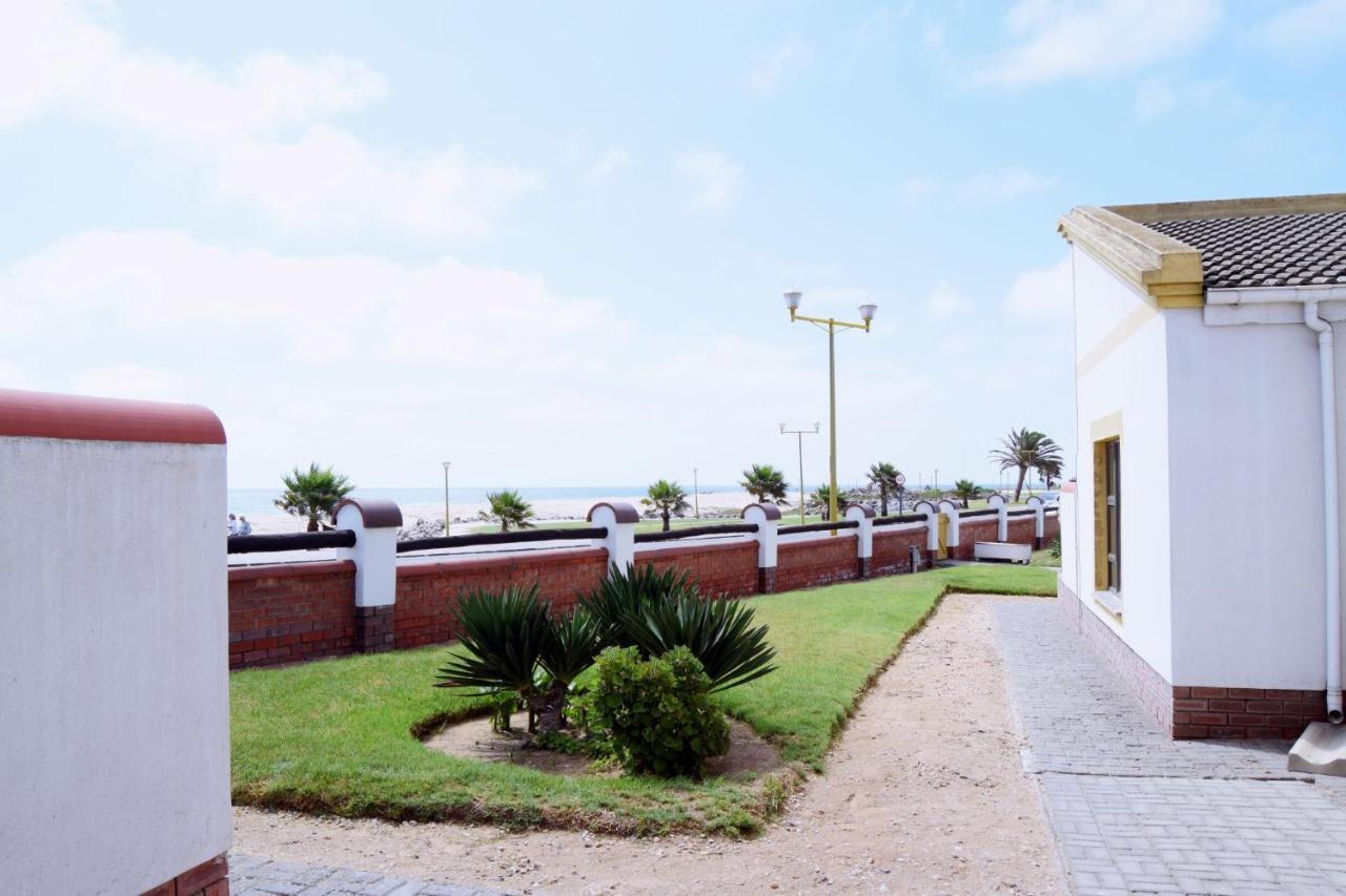 Nordstrand Self-Catering Flat 스바코프문트 외부 사진
